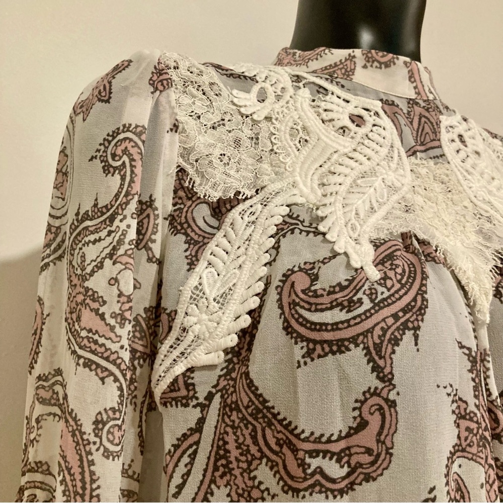 Loft Bohemian Sheer Bell Sleeve Lacy Blouse Paisley Pink Purple Off-White Small - Picture 3 of 16